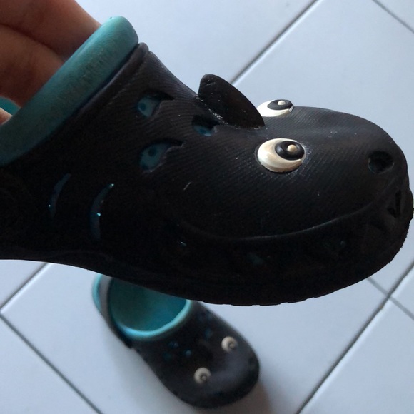 Shark shoes - Picture 4 of 4